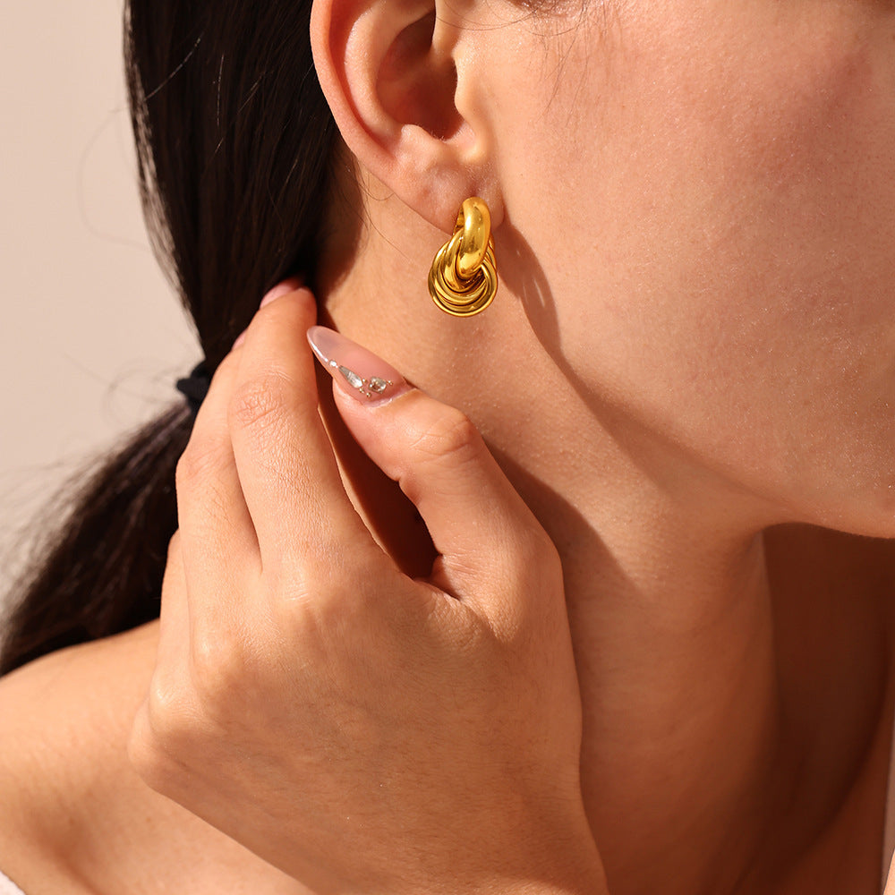 Sculptural Gold Circle Earrings – Elegant Minimalist Stainless Steel Stud Earrings for Women
