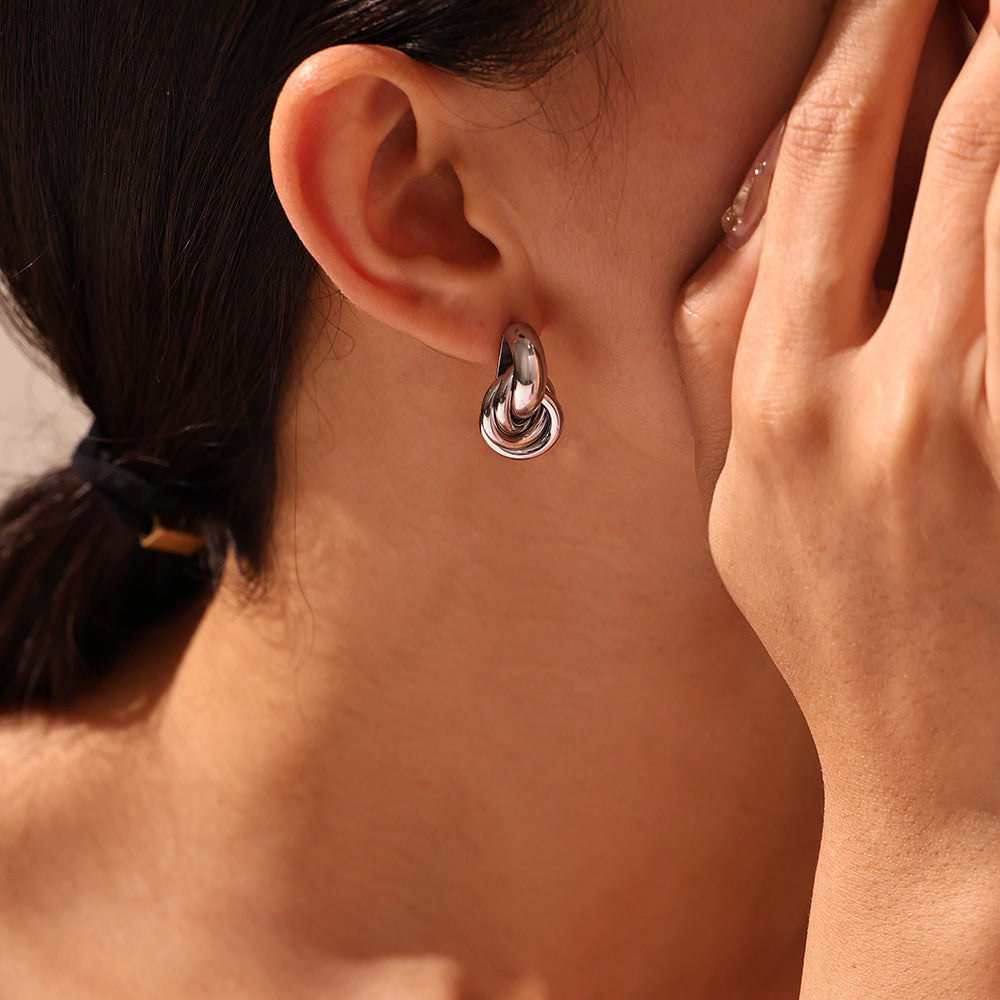 Sculptural Gold Circle Earrings – Elegant Minimalist Stainless Steel Stud Earrings for Women
