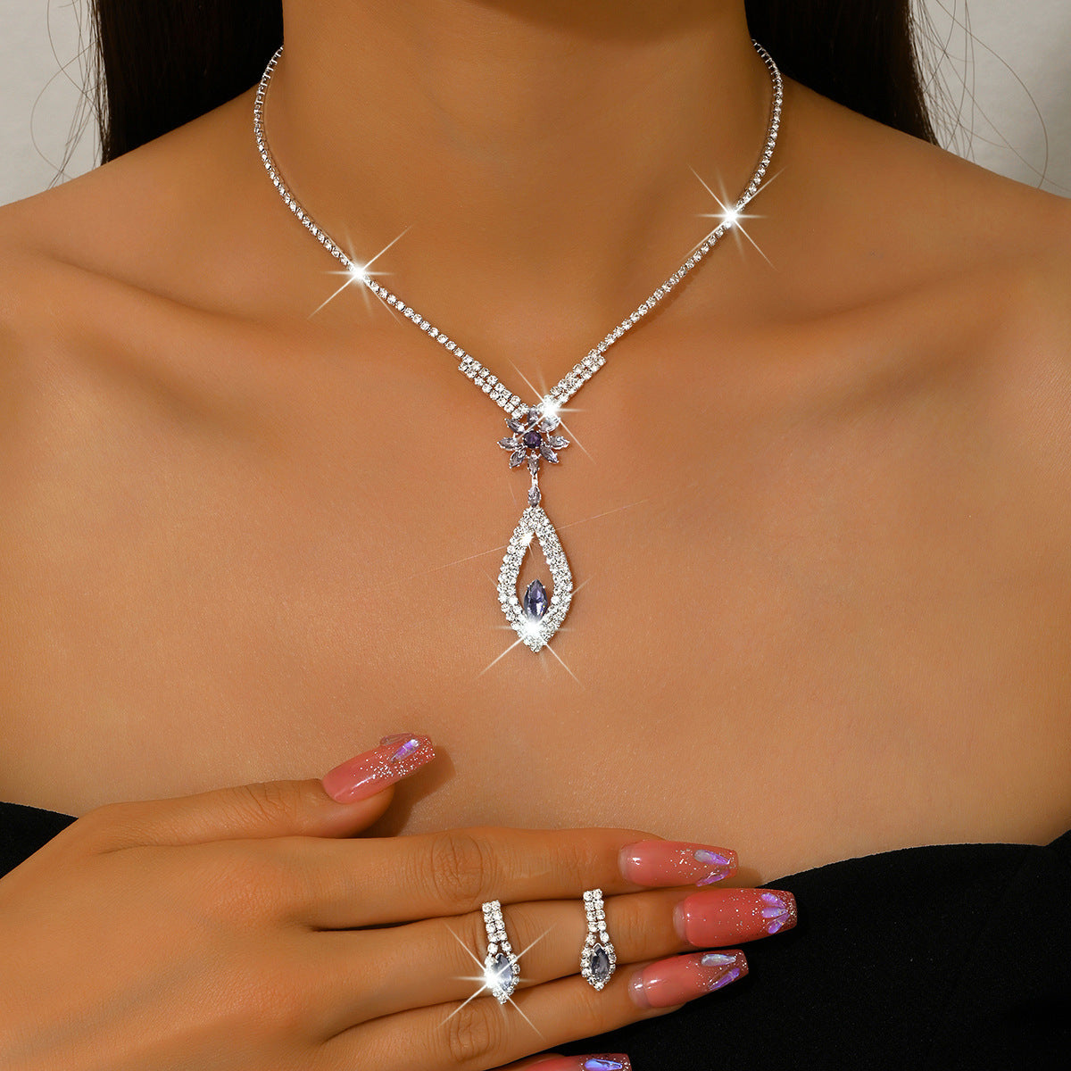 Crystal Snowflake Teardrop Necklace and Earrings Set for Women, Elegant Winter Inspired Jewelry Gift Set